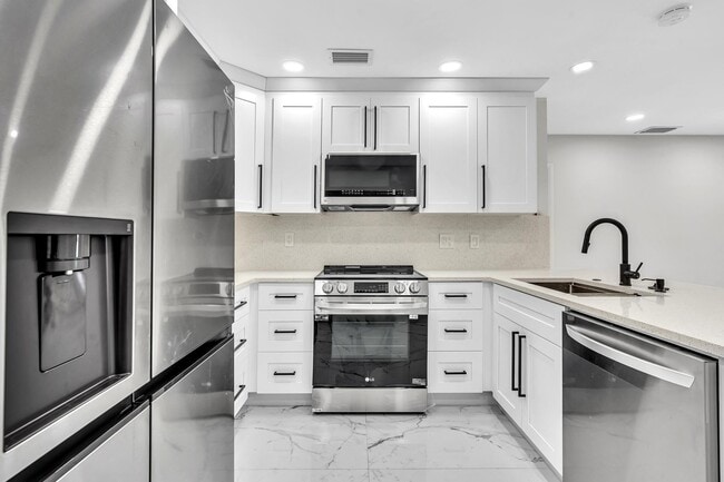 Building Photo - 10441 Boynton Pl Cir