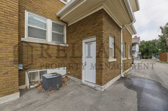 Building Photo - 3422 E Douglas Ave