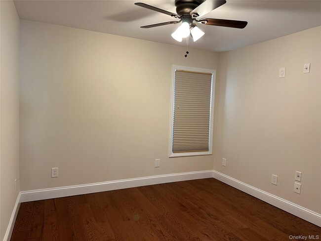 Building Photo - 59 New Hampshire Ave