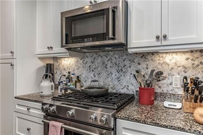 Building Photo - COMING SOON! Resort Style 2BR Condo with F...