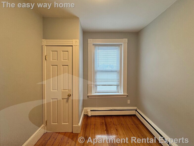 Building Photo - 119 Harvard St