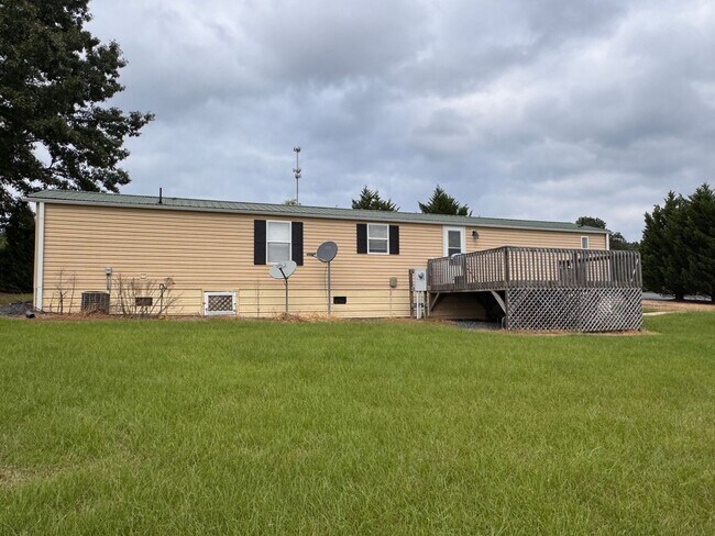 Building Photo - 9256 State Hwy 49