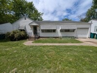 Building Photo - Cute & Cozy on Coburg Lands