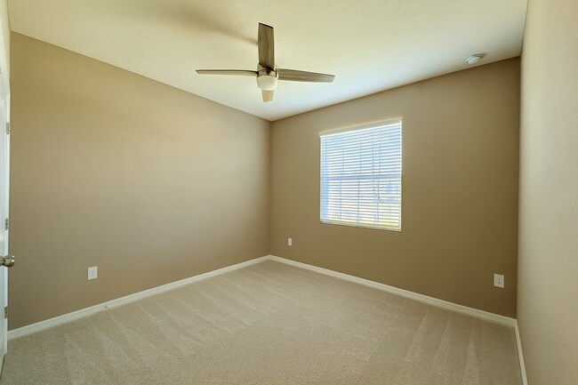 Building Photo - 11304 Timber Grv Ln