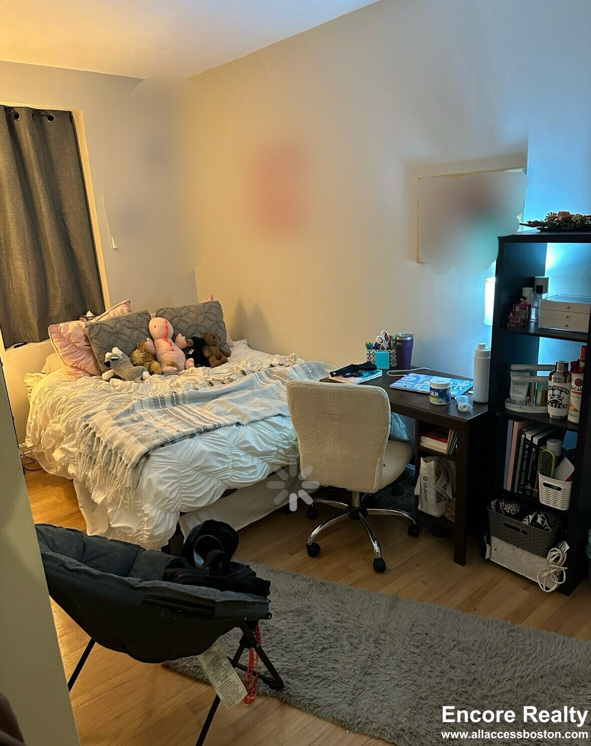 Building Photo - 220 Hanover St