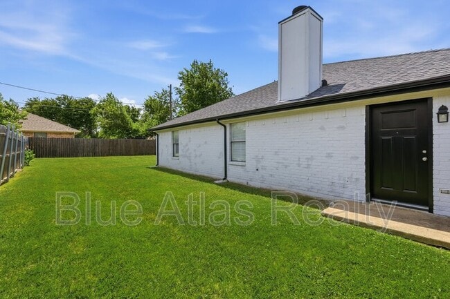 Building Photo - 6340 Mark Ct