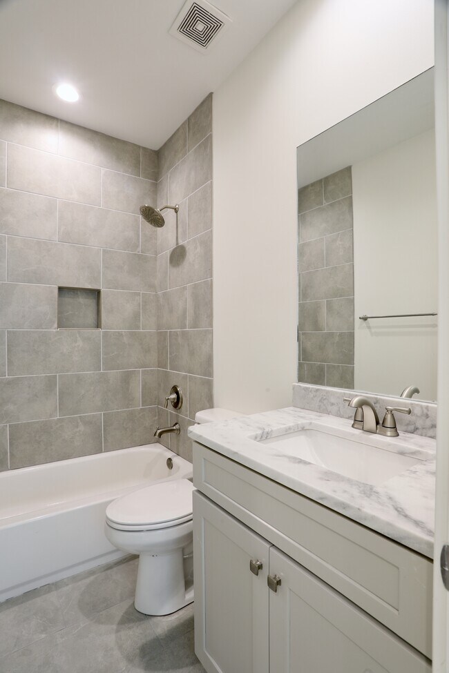 Building Photo - 406 Shakespeare Ln