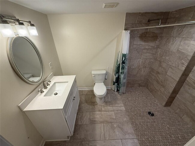 Building Photo - 5730 Devonshire Way