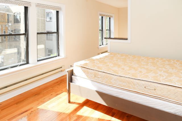 Building Photo - 2849 N Orchard St