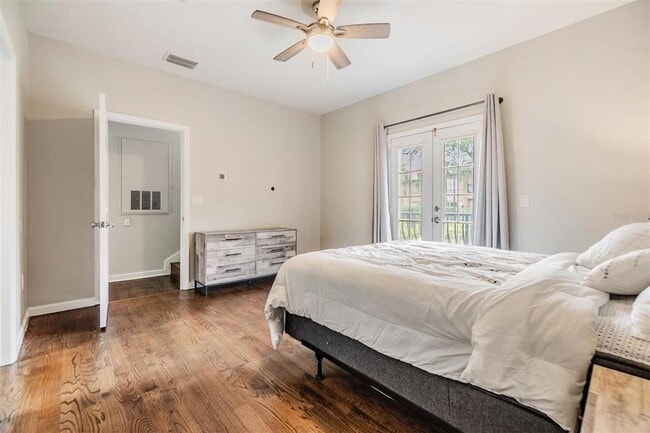 Building Photo - 501 Knights Run Ave