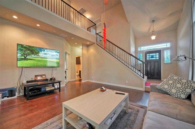 Building Photo - 8724 White Ibis Dr