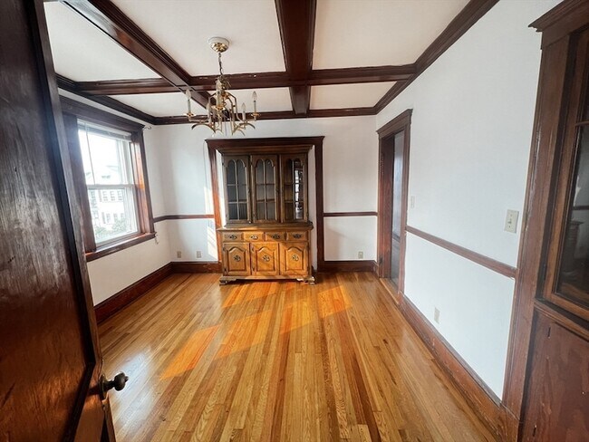 Building Photo - 103 St Andrew Rd