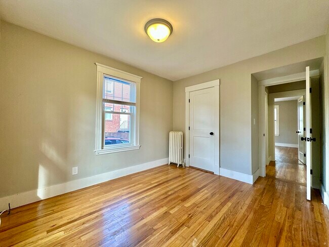 Building Photo - 4094 Washington St