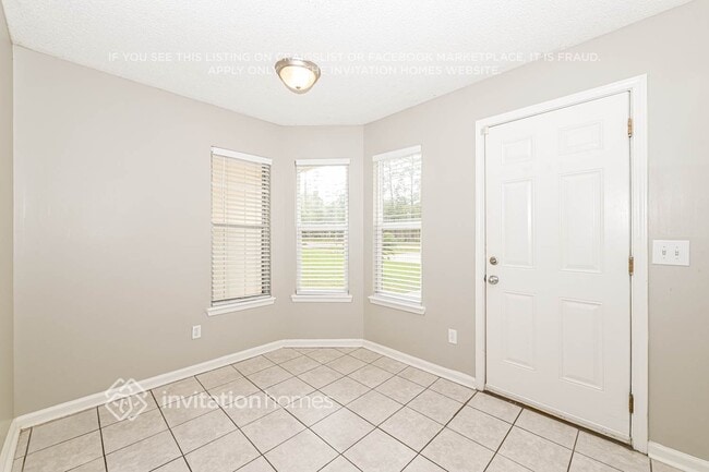 Building Photo - 3943 San Pablo Rd S