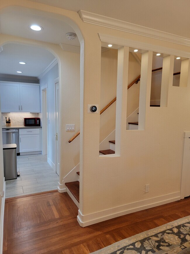 Building Photo - 3540 M St