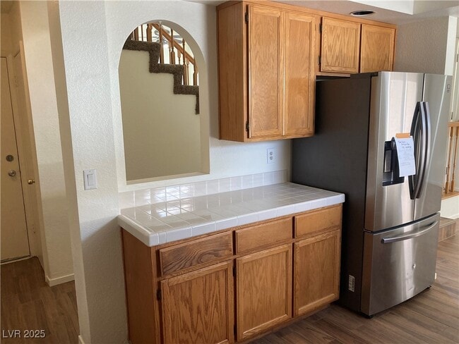 Building Photo - 967 Derringer Ln