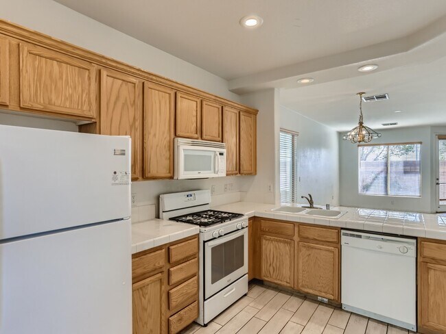 Building Photo - 8278 Annual Ridge St