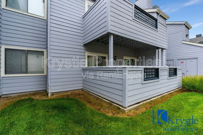 Building Photo - 1201 Glen Cove Pkwy