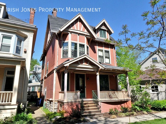 Primary Photo - 542 Norwood Ave