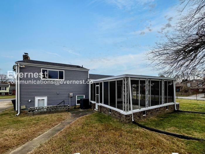 Building Photo - 6418 McLean St