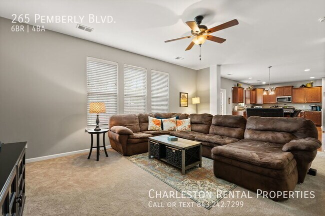 Building Photo - 265 Pemberly Blvd