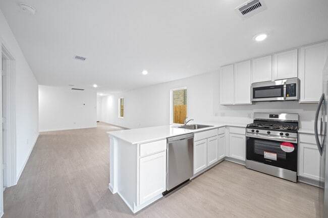 Building Photo - 26811 Vanilla Pearls Ln