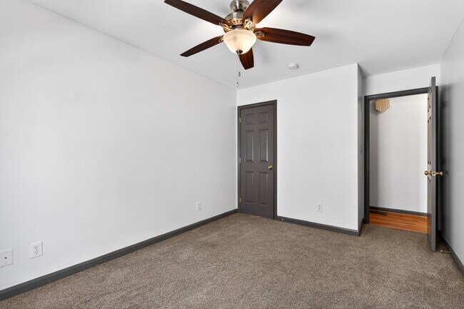 Building Photo - 11304 Cox Ave