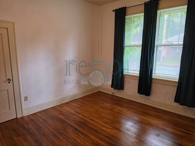 Building Photo - Charming 3BR Home in the Heart of Historic Argenta
