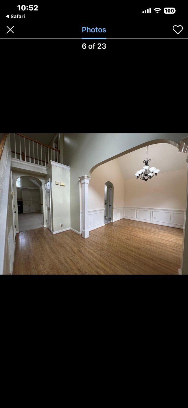 Building Photo - 809 Barneswyck Dr