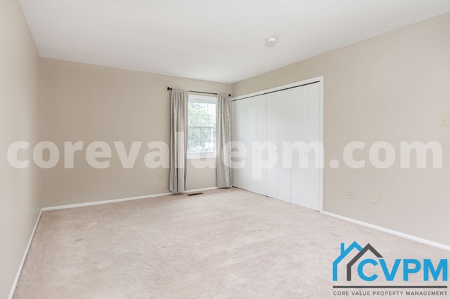 Building Photo - 12110 Tulip Grove Dr