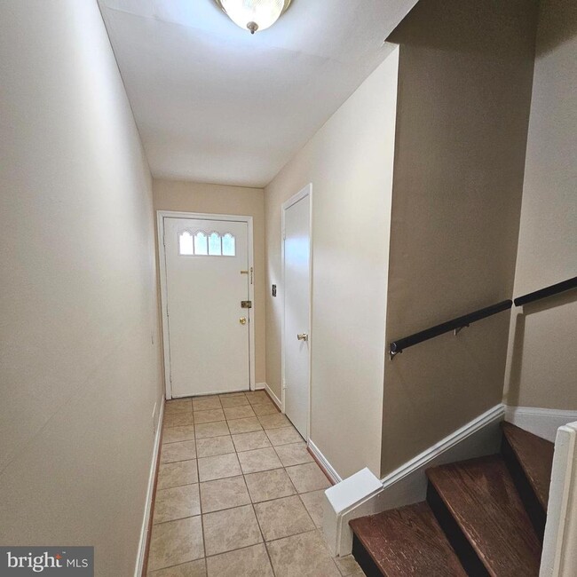 Building Photo - 4430 Airlie Way