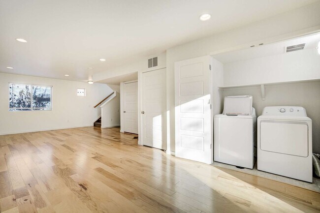 Building Photo - New Interior Paint! Shorter Lease Terms Available! 3 Bedroom Home in Banning Lewis Ranch