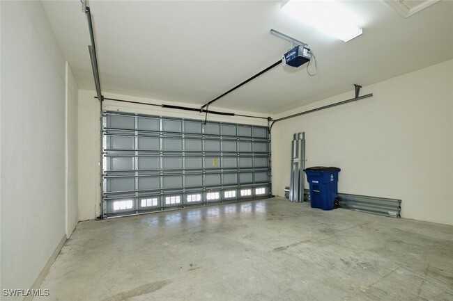 Building Photo - 11807 Bayport Ln