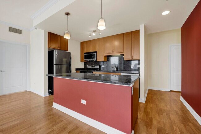 Building Photo - 1400 S Michigan Ave