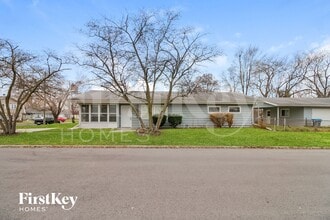 Building Photo - 1054 Kenmore Ave