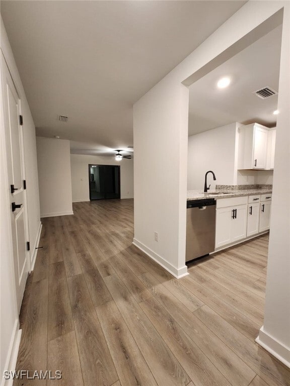 Building Photo - 868 Winwood Cir