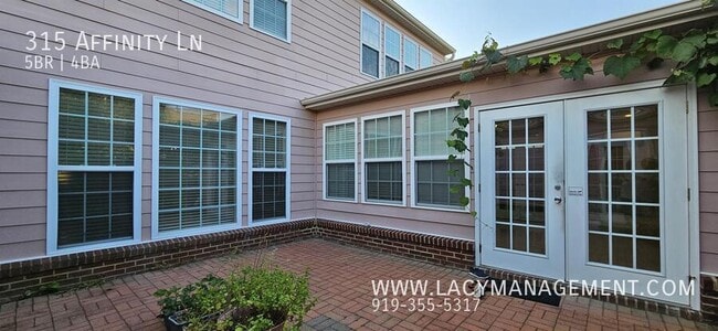 Building Photo - 315 Affinity Ln