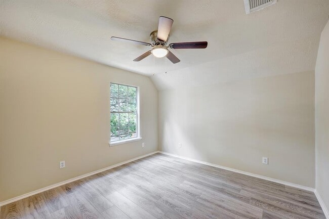 Building Photo - 2802 Austin St