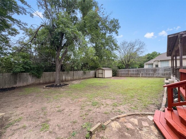 Building Photo - 1213 Red Ranch Cir
