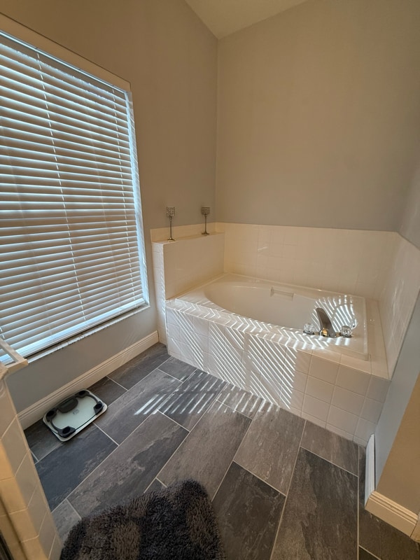 Building Photo - 6817 Regents Village Way