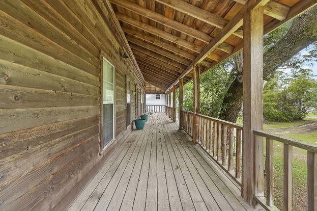 Building Photo - 1882 Lodgepole Dr