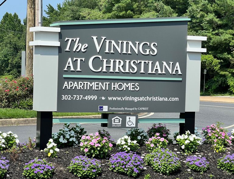 Building Photo - The Vinings At Christiana