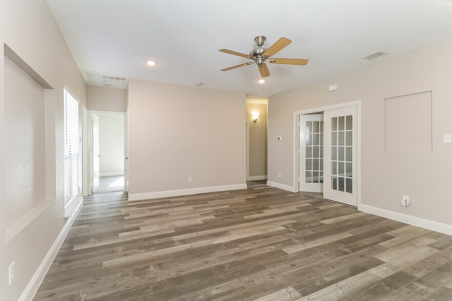 Building Photo - 1029 Primrose St