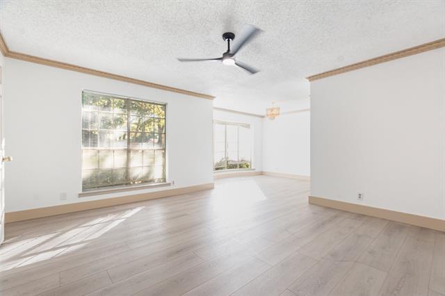 Building Photo - 210 Oak Forest Trail