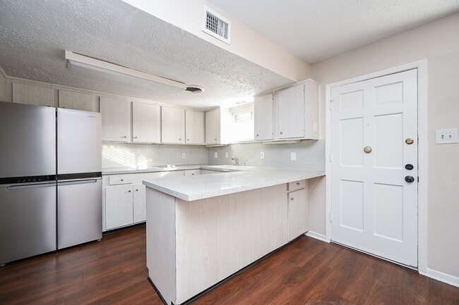 Building Photo - 4723 Merwin St
