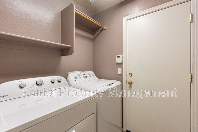 Building Photo - 42509 N 45th Dr