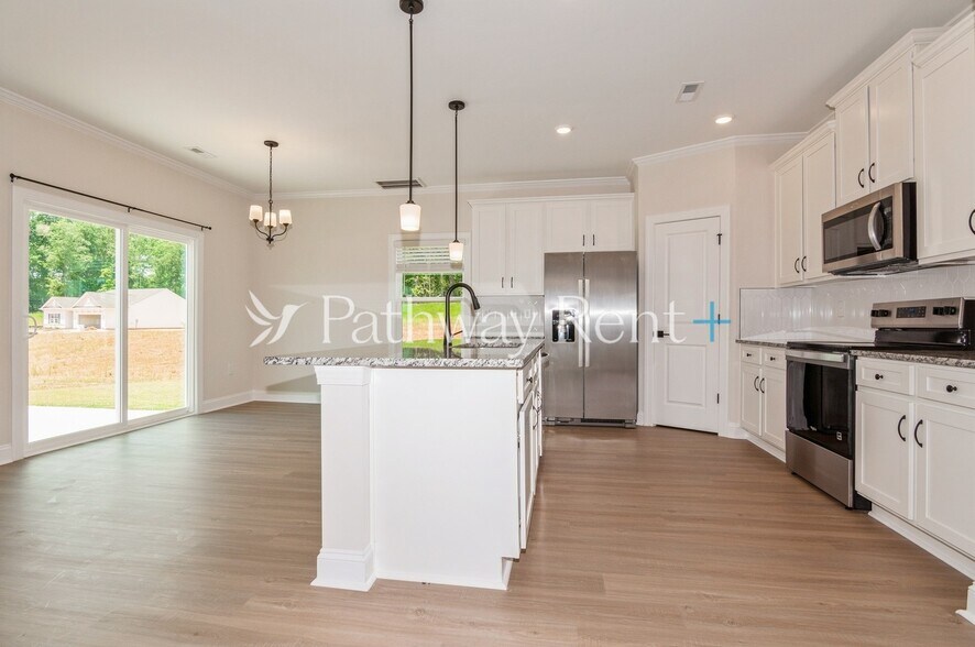 Building Photo - 107 Sandypark Ct