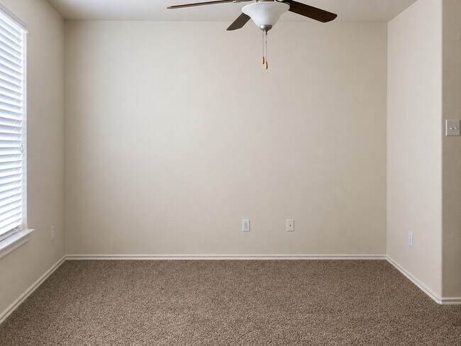 Building Photo - 6407 Densberry Ln