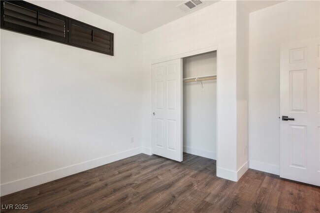 Building Photo - 10618 Sariah Skye Ave