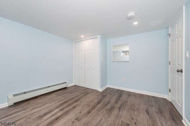 Building Photo - 22 Carolin Rd